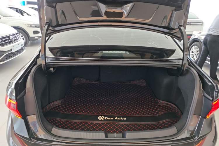 Used Volkswagen Sagitar 2023 300TSI DSG Excellence Edition Trunk