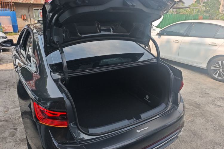 Used Volkswagen Sagitar 2023 300TSI DSG Excellence Edition Trunk