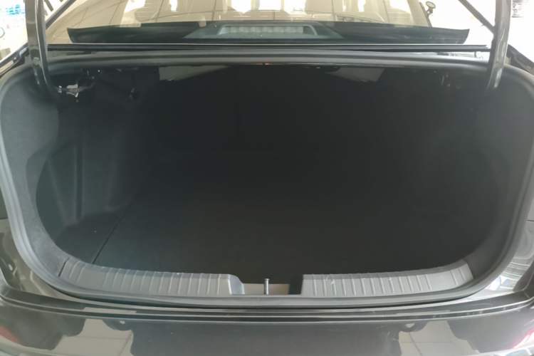 Used Volkswagen Sagitar 2023 300TSI DSG Flyover Edition Trunk