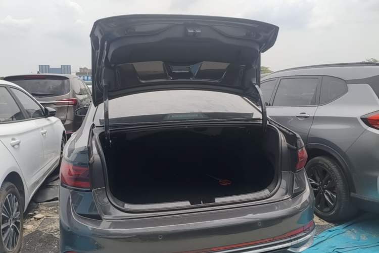 Used Volkswagen Sagitar 2023 300TSI DSG Excellence Edition Trunk
