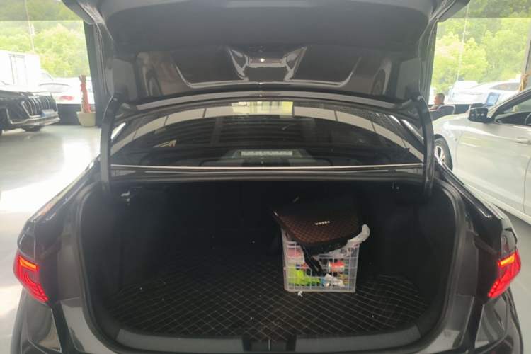 Used Volkswagen Sagitar 2023 300TSI DSG Excellence Edition Trunk