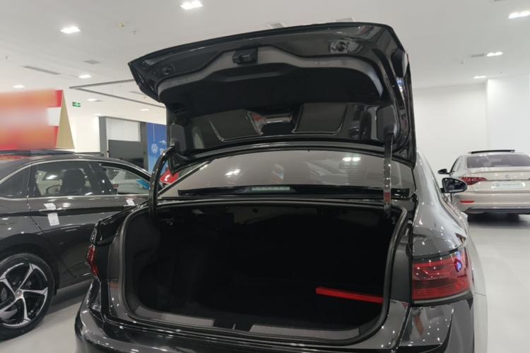 Used Volkswagen Sagitar 2023 300TSI DSG Excellence Edition Trunk