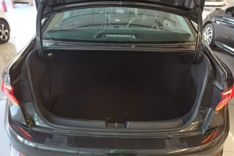 Used Volkswagen Sagitar 2023 200TSI DSG Excellence Edition Trunk