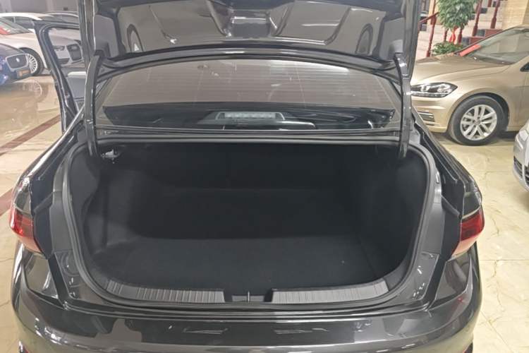 Used Volkswagen Sagitar 2023 300TSI DSG Excellence Edition Trunk