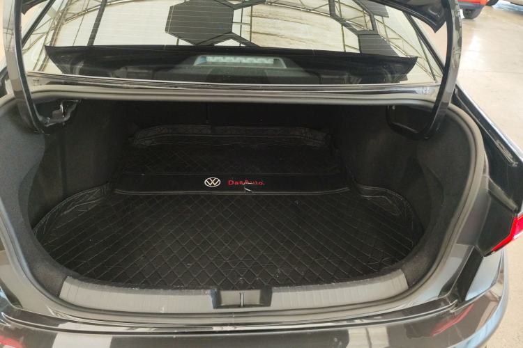 Used Volkswagen Sagitar 2023 300TSI DSG Excellence Edition Trunk