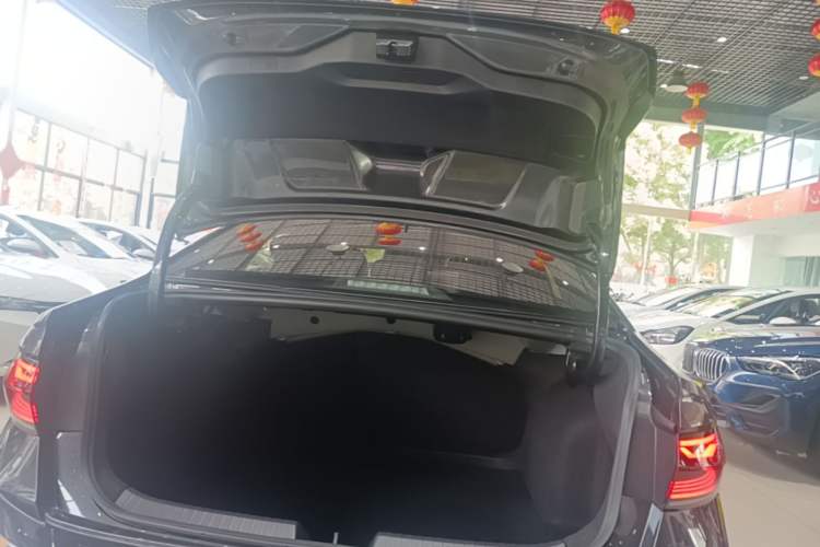 Used Volkswagen Sagitar 2023 300TSI DSG Excellence Edition Trunk