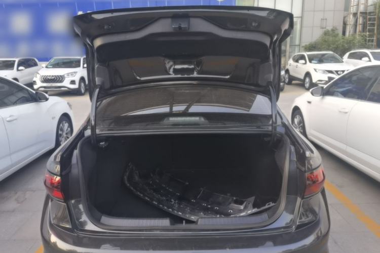 Used Volkswagen Sagitar 2023 300TSI DSG Excellence Edition Trunk