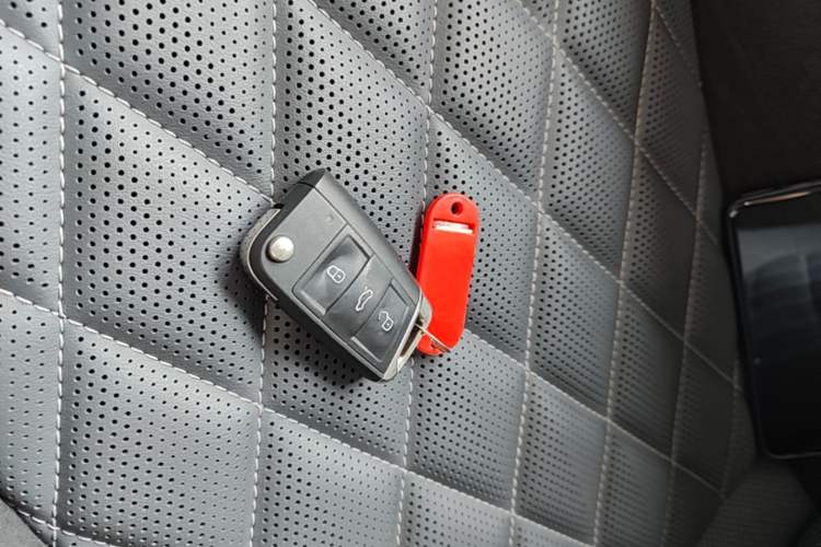 Used Volkswagen Sagitar 2023 300TSI DSG Excellence Edition Vehicle Key