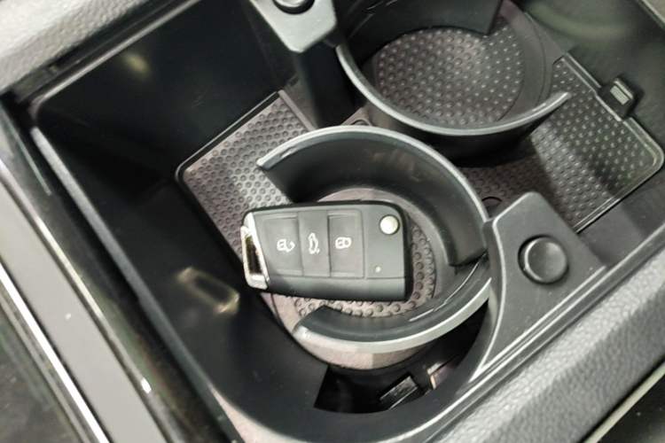 Used Volkswagen Sagitar 2023 300TSI DSG Excellence Edition Vehicle Key