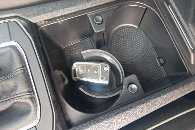 Used Volkswagen Sagitar 2023 300TSI DSG Excellence Edition Vehicle Key