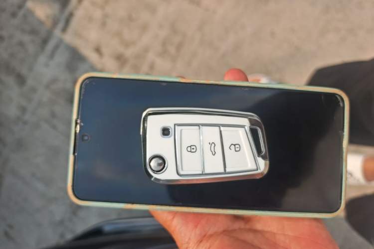 Used Volkswagen Sagitar 2023 300TSI DSG Excellence Edition Vehicle Key