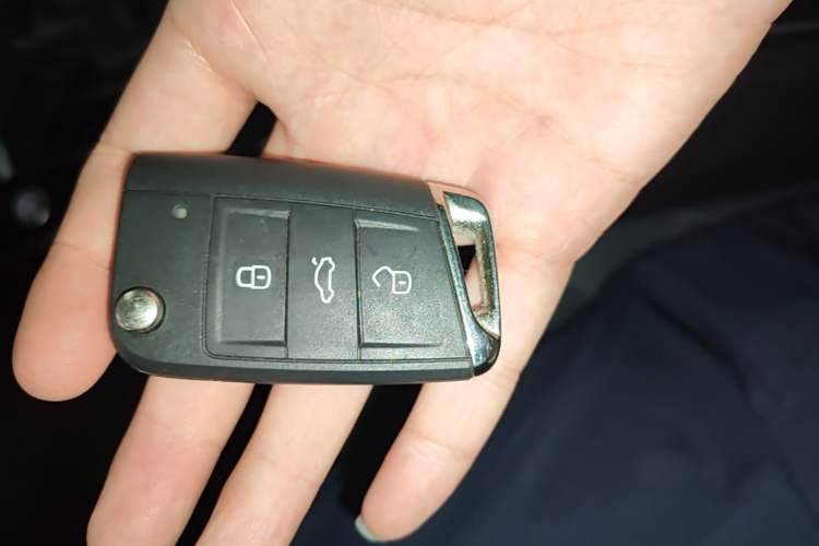 Used Volkswagen Sagitar 2023 300TSI DSG Excellence Edition Vehicle Key