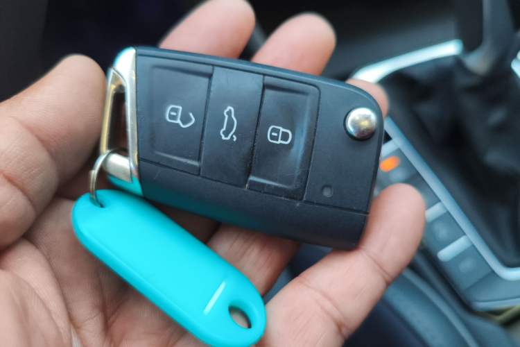 Used Volkswagen Sagitar 2023 280TSI DSG Beyond Lite Edition Vehicle Key