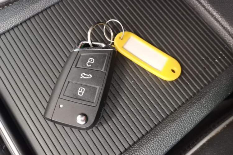 Used Volkswagen Sagitar 2023 200TSI DSG Excellence Edition Vehicle Key