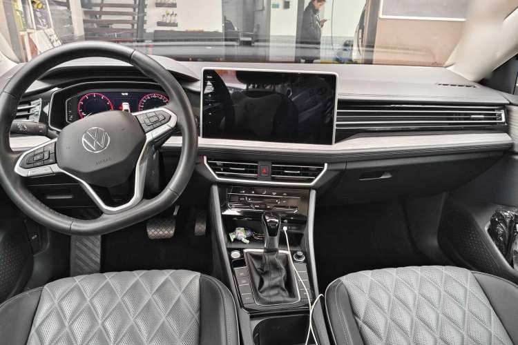 Used Volkswagen Sagitar 2023 280TSI DSG Excellence Edition Interior 1