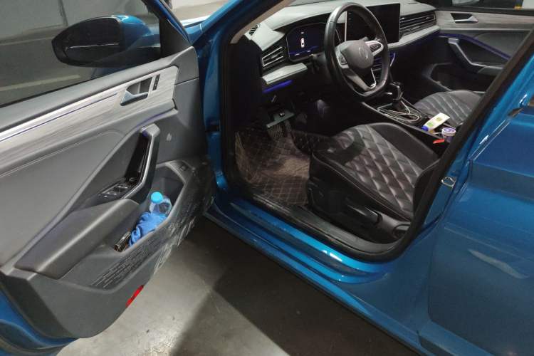 Used Volkswagen Sagitar 2023 280TSI DSG Excellence Edition Interior 3