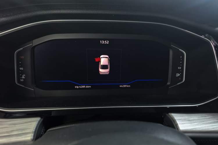Used Volkswagen Sagitar 2023 300TSI DSG Excellence Edition Odometer Close Up