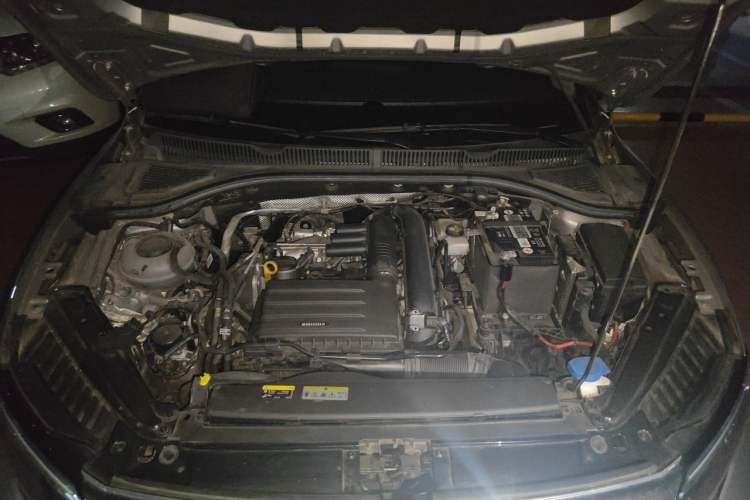 Used Volkswagen Sagitar 2023 280TSI DSG Excellence Edition Engine Bay