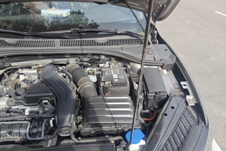 Used Volkswagen Sagitar 2023 300TSI DSG Excellence Edition Engine Bay Left