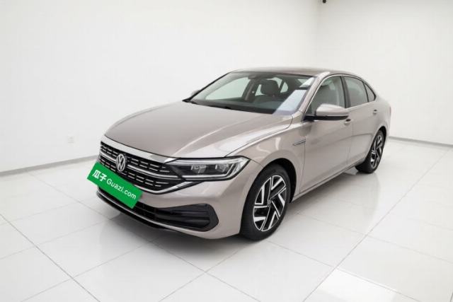 Ojetý Volkswagen Sagitar 2023 300TSI DSG Excellence Edition