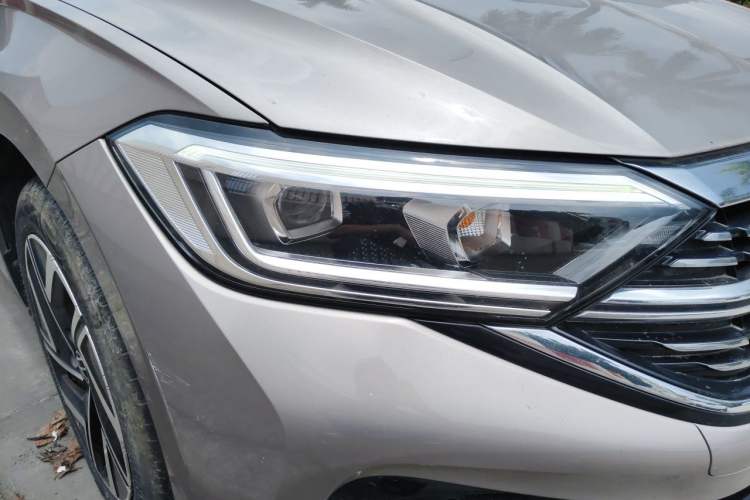 Used Volkswagen Sagitar 2023 200TSI DSG Excellence Edition Right Front Headlight