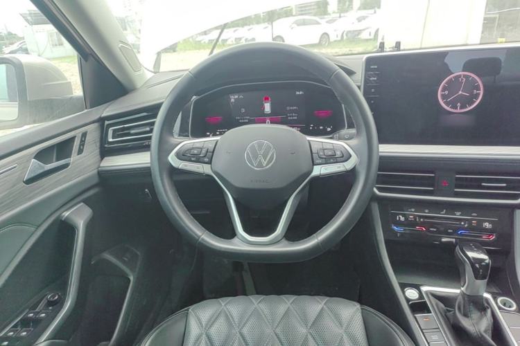Used Volkswagen Sagitar 2023 200TSI DSG Excellence Edition Steering Wheel
