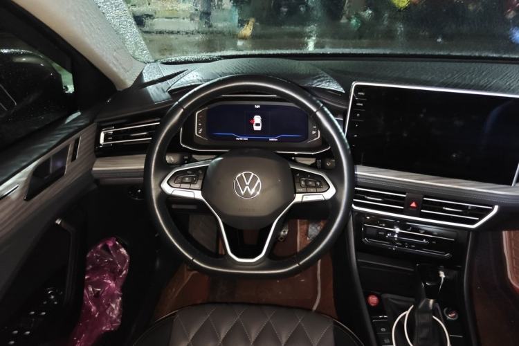Used Volkswagen Sagitar 2023 280TSI DSG Excellence Plus Edition Steering Wheel