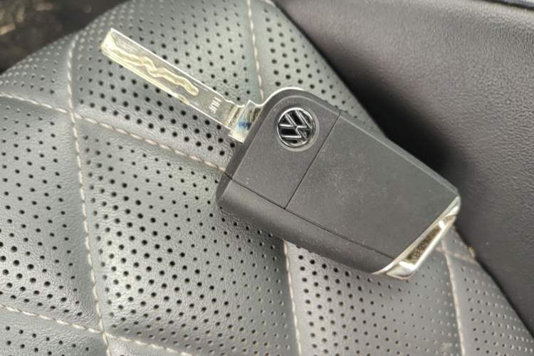 Used Volkswagen Sagitar 2023 200TSI DSG Excellence Edition Vehicle Key