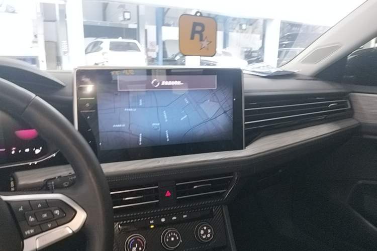 Used Volkswagen Sagitar 2023 300TSI DSG Excellence Edition Audio And AC Panel