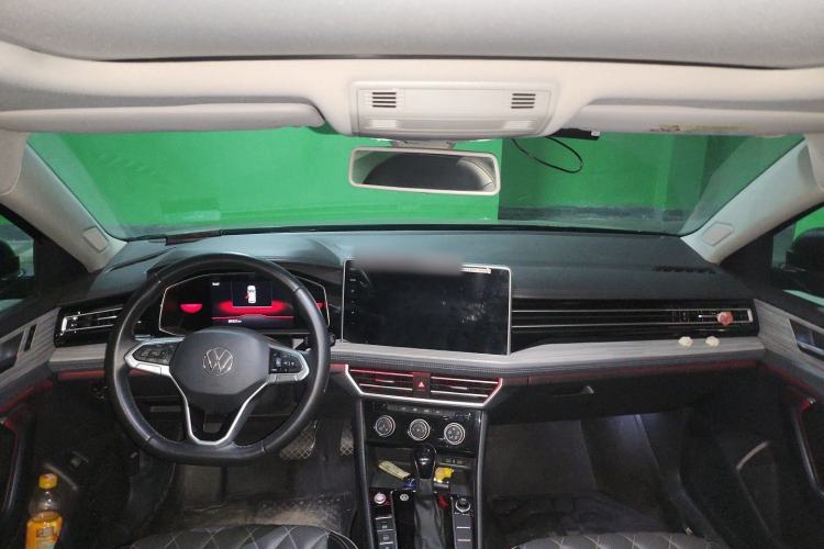 Used Volkswagen Sagitar 2023 300TSI DSG Excellence Edition Center Console