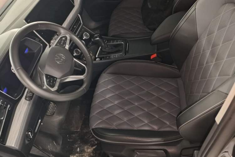Used Volkswagen Sagitar 2023 300TSI DSG Excellence Edition Driver Seat