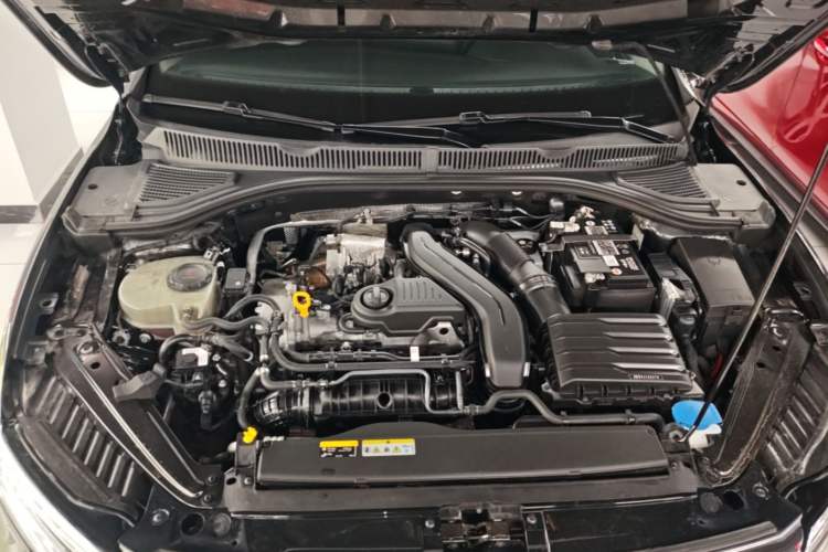 Used Volkswagen Sagitar 2023 300TSI DSG Excellence Edition Engine Bay