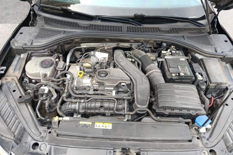 Used Volkswagen Sagitar 2023 300TSI DSG Excellence Edition Engine Bay