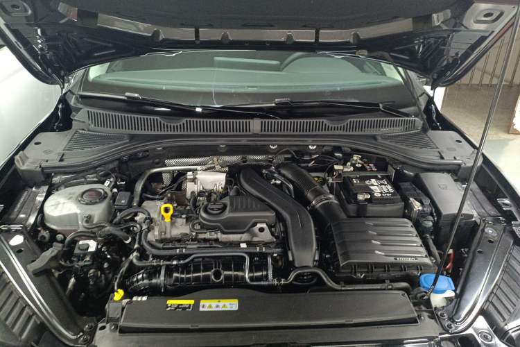 Used Volkswagen Sagitar 2023 300TSI DSG Excellence Edition Engine Bay