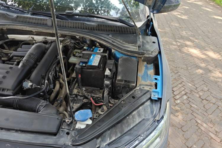 Used Volkswagen Sagitar 2023 280TSI DSG Excellence Plus Edition Engine Bay Left