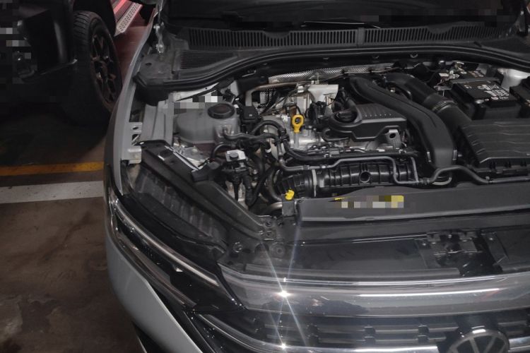 Used Volkswagen Sagitar 2023 300TSI DSG Excellence Edition Engine Bay Right