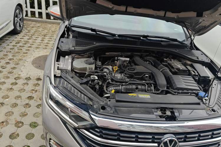 Used Volkswagen Sagitar 2023 300TSI DSG Excellence Edition Engine Bay Right