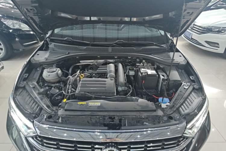 Used Volkswagen Sagitar 2023 280TSI DSG Excellence Plus Edition Engine Bay