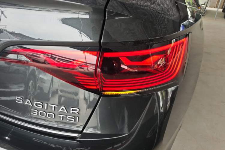 Used Volkswagen Sagitar 2023 300TSI DSG Excellence Edition Exterior 3