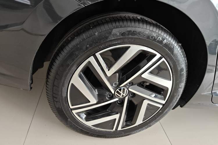 Used Volkswagen Sagitar 2023 200TSI DSG Excellence Edition Exterior 5