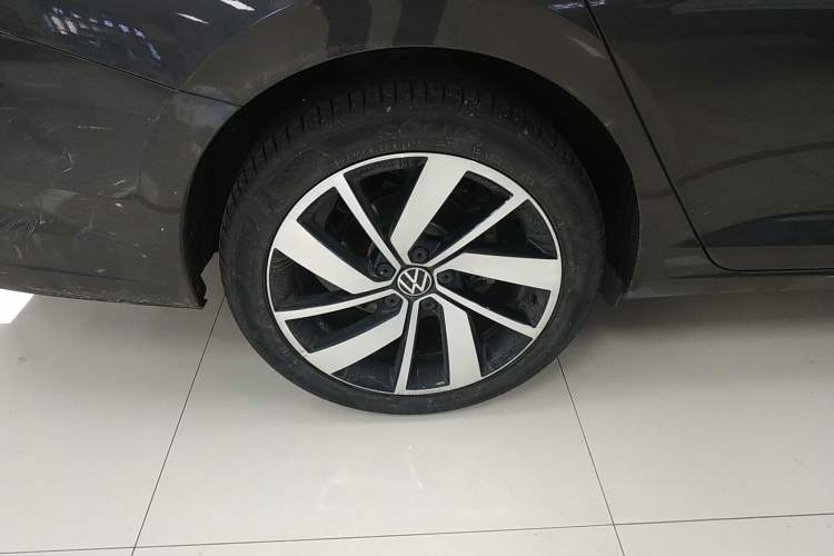 Used Volkswagen Sagitar 2023 300TSI DSG Excellence Edition Exterior 5