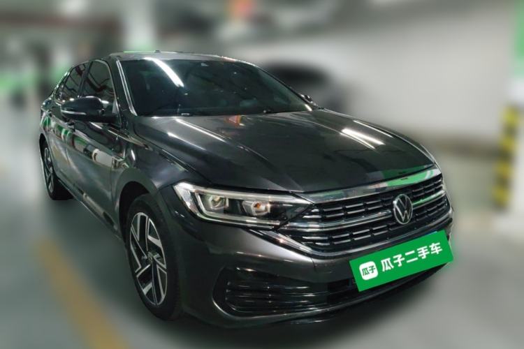 Used Volkswagen Sagitar 2023 280TSI DSG Excellence Edition Front Right 45 Deg