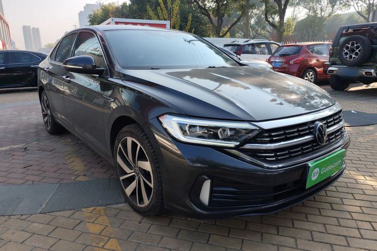 Used Volkswagen Sagitar 2023 300TSI DSG Excellence Edition Front Right 45 Deg