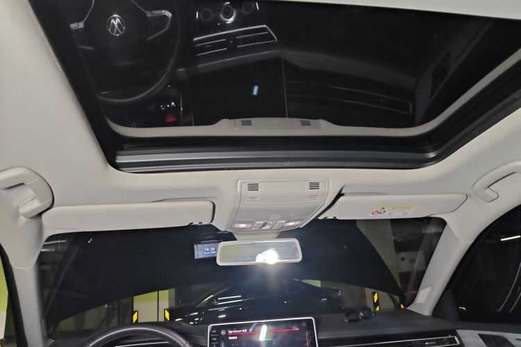 Used Volkswagen Sagitar 2023 300TSI DSG Excellence Edition Headliner