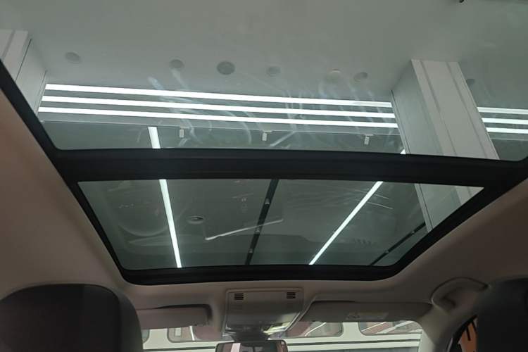 Used Volkswagen Sagitar 2023 300TSI DSG Excellence Edition Headliner