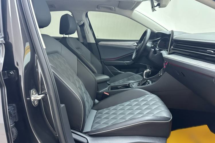 Used Volkswagen Sagitar 2023 300TSI DSG Excellence Edition Interior 3