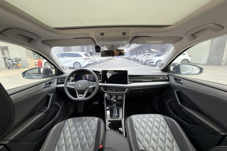 Used Volkswagen Sagitar 2023 300TSI DSG Excellence Edition Interior 4