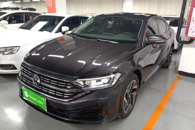 Ojetý Volkswagen Sagitar 2023 300TSI DSG Excellence Edition