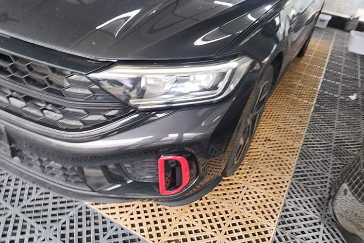 Used Volkswagen Sagitar 2023 300TSI DSG Excellence Edition Left Front Headlight