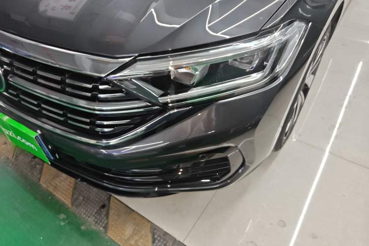 Used Volkswagen Sagitar 2023 300TSI DSG Excellence Edition Left Front Headlight
